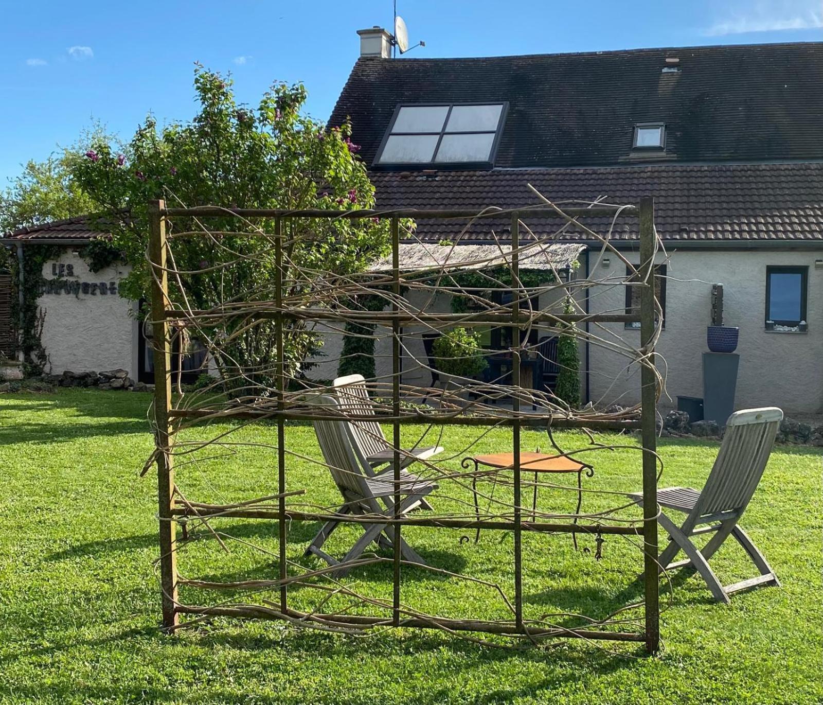 Gite Et Studios Les Barongeres Farges-les-Chalon Dış mekan fotoğraf